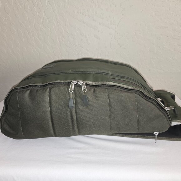 Db Douchebags The Base 15L Olive Green Backpack Carry Bag Model: 135.A - Picture 14 of 15